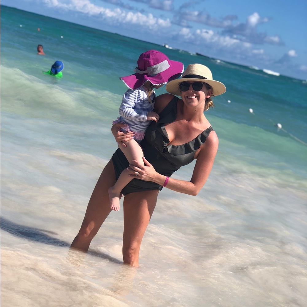 Meet your Posher, Shayna